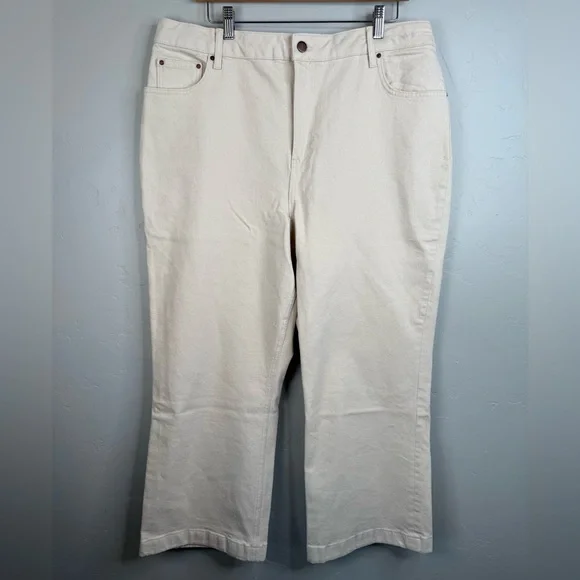 NWT Boden Cropped Flare High-Rise Jeans Cream Size 18 US - Picture 4 of 14